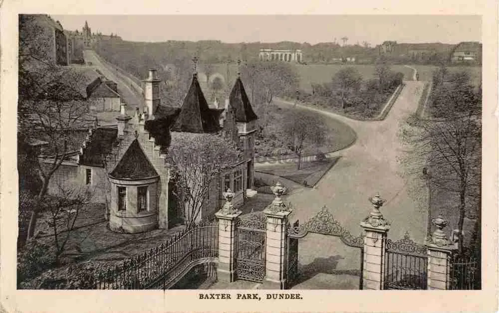 Historic postcard of the gates of Baxter Park, Dundee